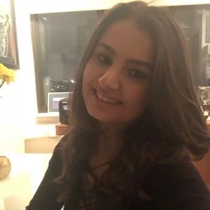 Meet your Posher, Ozge